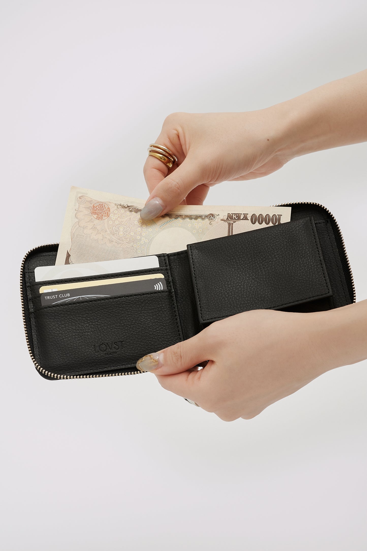 Apple Samael Wallet