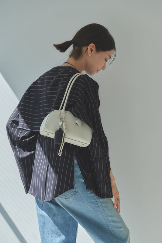 Apple Half-moon Boston Bag